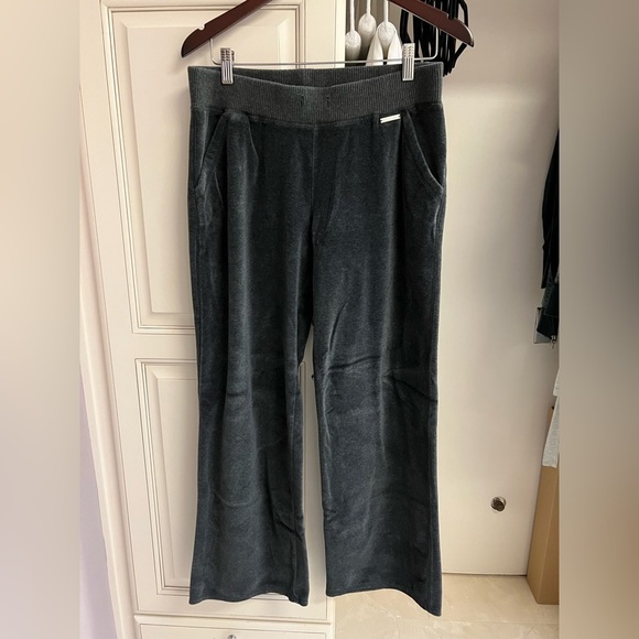 3/$30 Michael Kors Velour Straight Leg Sweatpants Charcoal Gray Women’s Medium - Picture 1 of 9